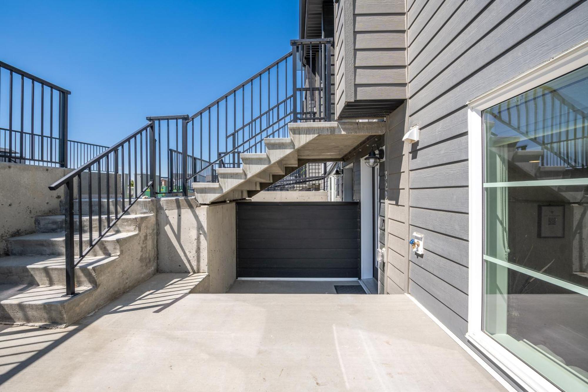 דירות YYC Cozy Rockland Park Unit+Parking מראה חיצוני תמונה