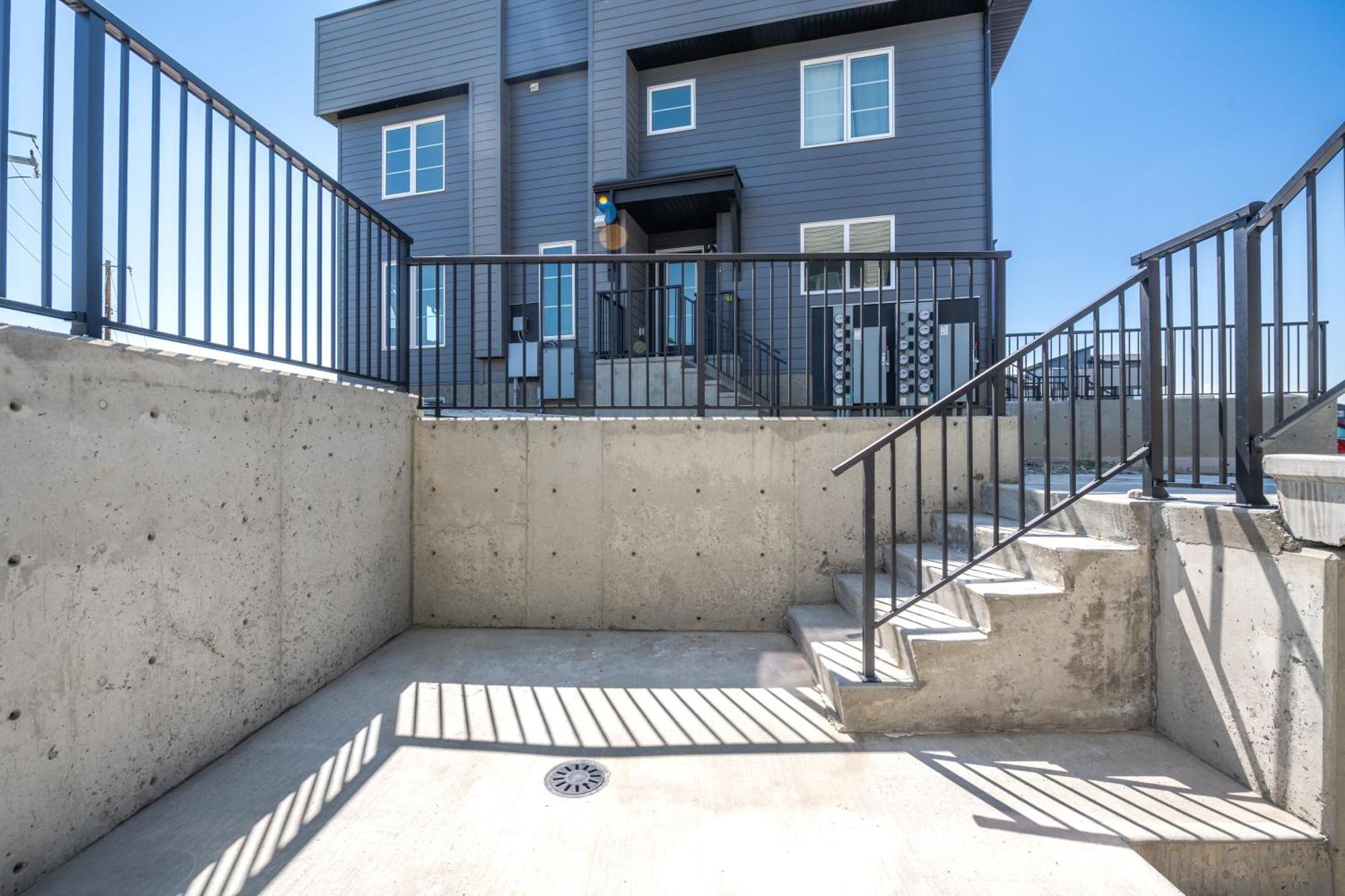 דירות YYC Cozy Rockland Park Unit+Parking מראה חיצוני תמונה