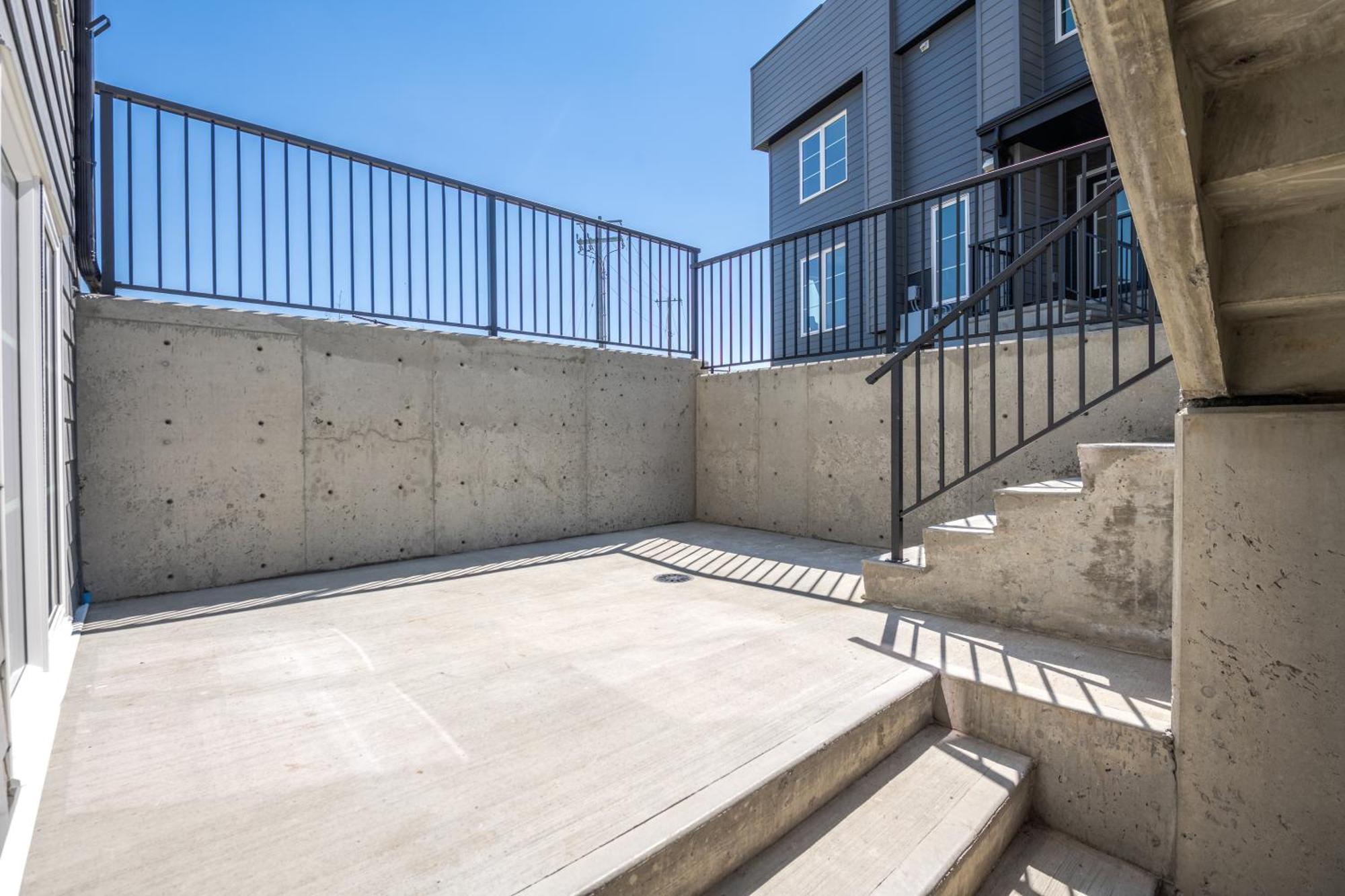 דירות YYC Cozy Rockland Park Unit+Parking מראה חיצוני תמונה